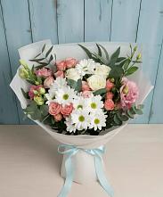 Букет цветов из:  Розы, Лизиантусы и Хризантемы в Коркмаскале