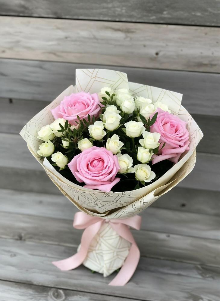 Букет цветов из: Розы в Коркмаскале