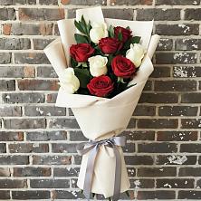 Букет цветов из:  Розы в Коркмаскале