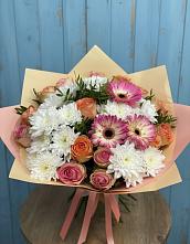 Букет цветов из:  Розы, Герберы и Хризантемы в Коркмаскале