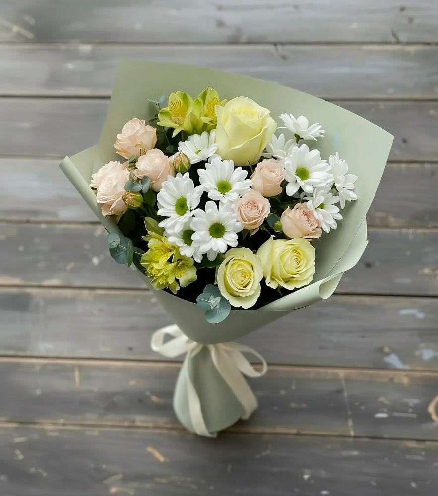 Букет цветов из: Альстромерии, Розы и Хризантемы в Коркмаскале
