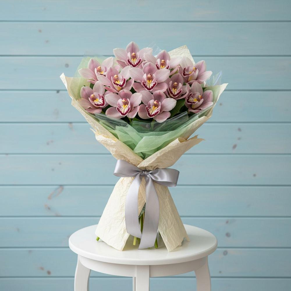 Букет цветов из: Орхидеи и Розы в Коркмаскале