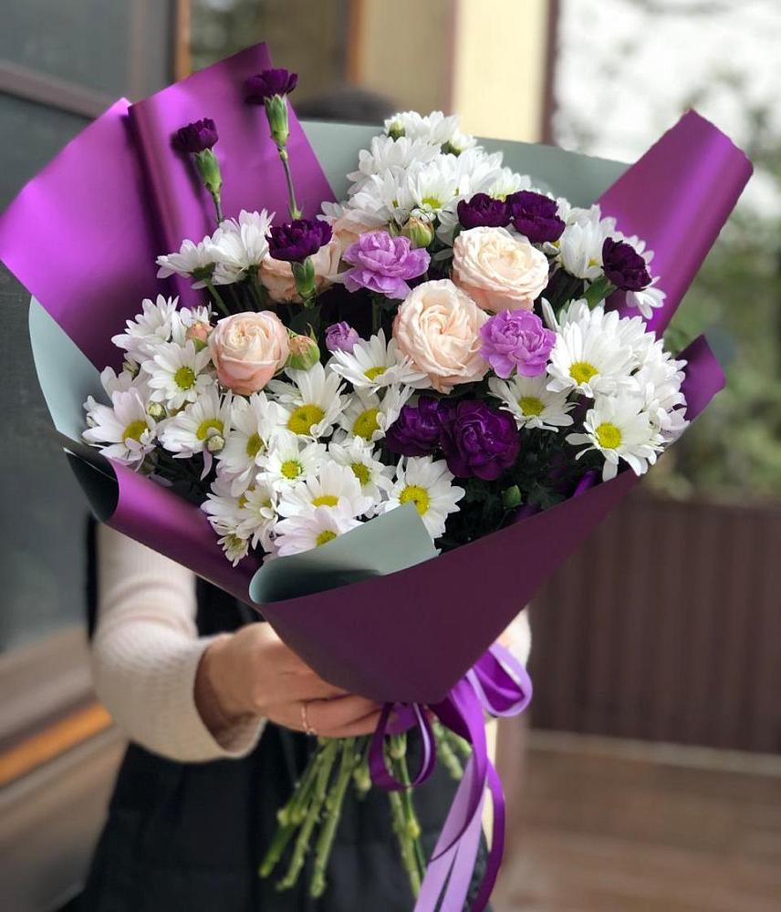 Букет цветов из: Хризантемы, Гвоздики и Розы в Коркмаскале