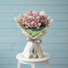 Букет цветов из:  Орхидеи и Розы в Коркмаскале