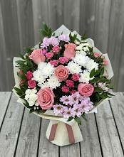 Букет цветов из:  Альстромерии, Гвоздики, Розы и Хризантемы в Коркмаскале