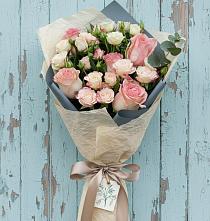 Букет цветов из:  Розы #REPLACE_PRED# Коркмаскале