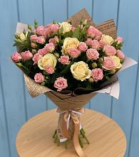 Букет цветов из:  Розы в Коркмаскале