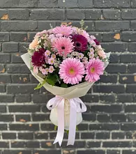 Букет цветов из:  Герберы и Хризантемы в Коркмаскале