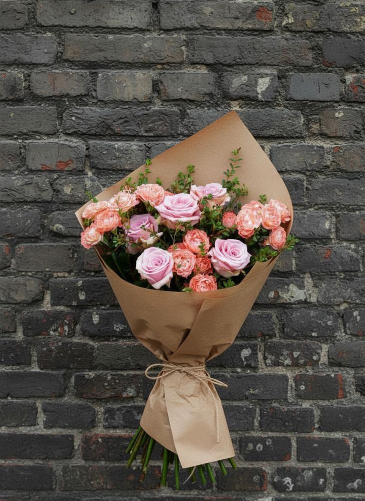 Букет цветов из: Розы в Коркмаскале