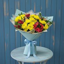 Букет цветов из:  Альстромерии и Хризантемы в Коркмаскале