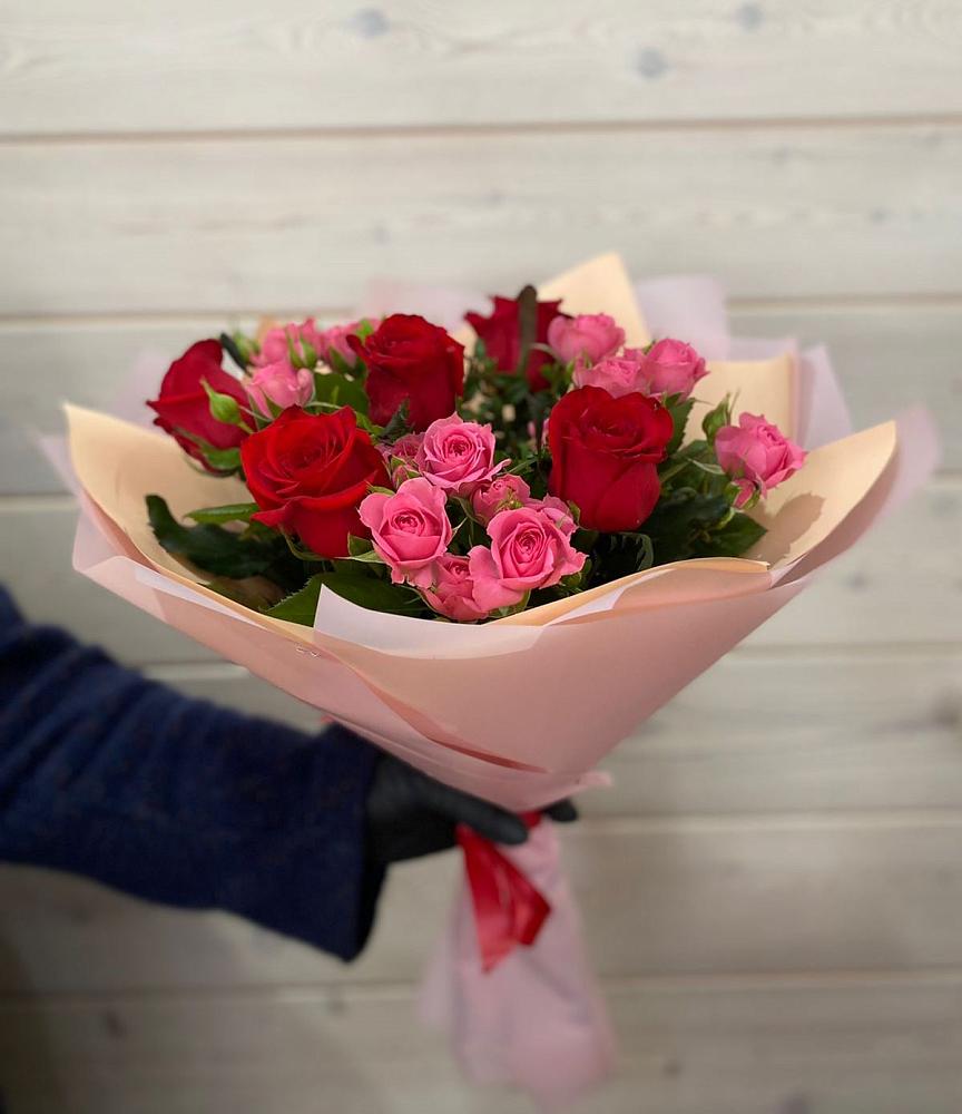 Букет цветов из: Розы в Коркмаскале