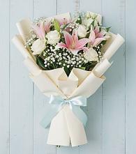 Букет цветов из:  Лилии в Коркмаскале