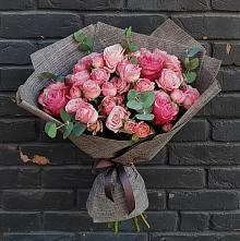 Букет цветов из:  Розы в Коркмаскале